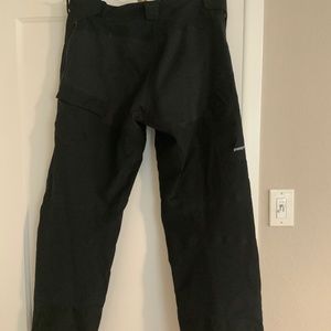 Patagonia Men’s Ski Pants - great condition.